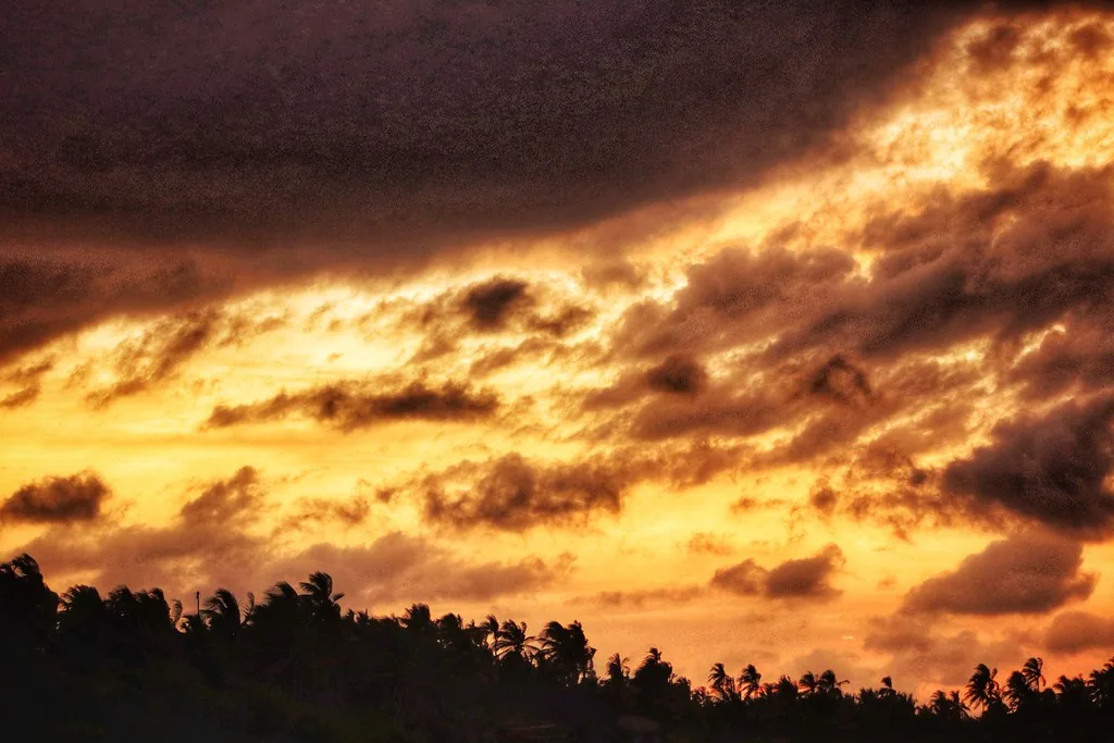 Real coastal sunset in Kalpitiya